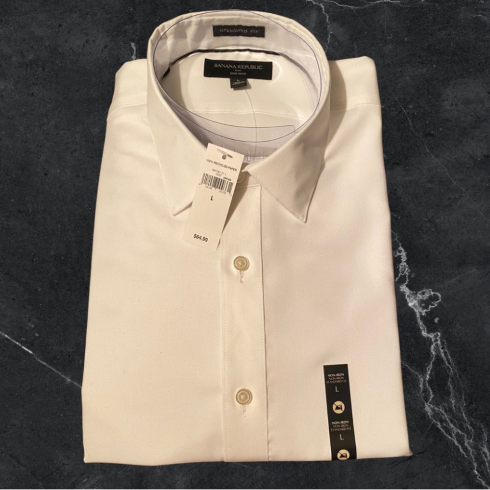 Men’s WHITE Banana Republic Non-Iron Standard Fit Button Down